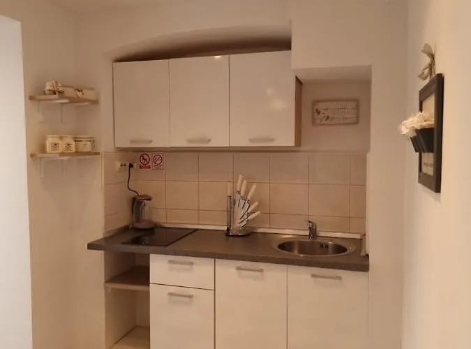 Lilly Apartment